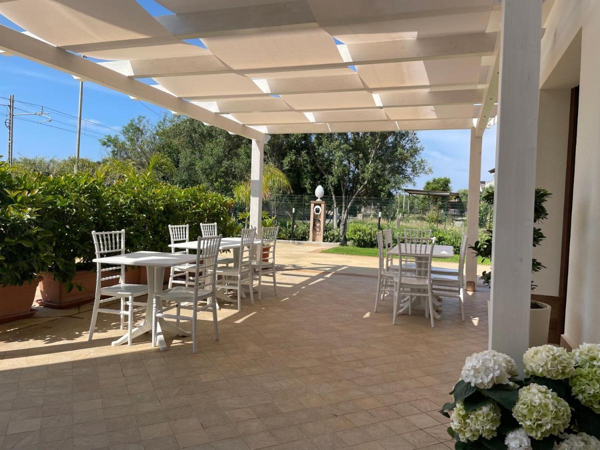 B&B Il Girasole Capo dʼOrlando Exteriör bild